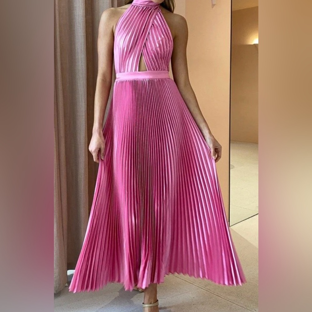 L’IDEE Renaissance Gown in Hot Pink